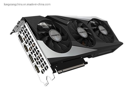 그래픽 카드 16GB를 채굴하는 AMD 라데온 Rx 6800 사파이어 빛 화면